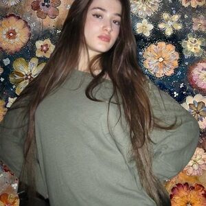 olive green long sleeve top